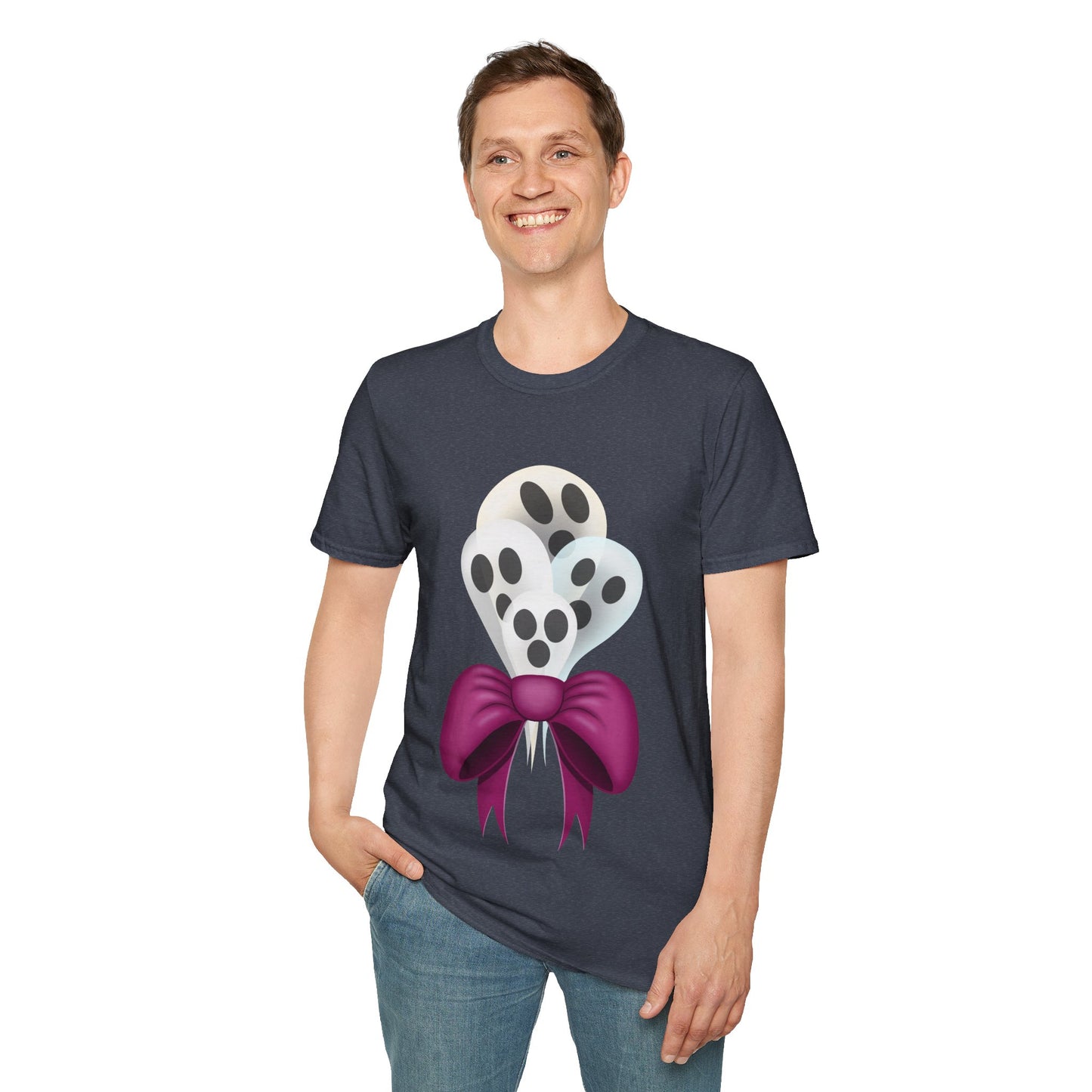 Ghostly Boo-quet T-Shirt, funny romantic Halloween shirt.